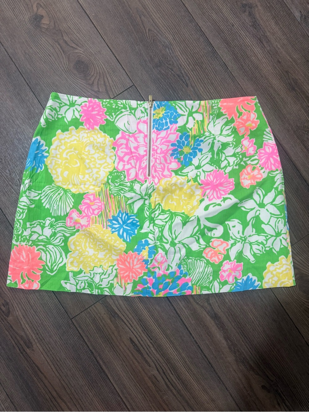 Lilly Pulitzer Jasmine Skort Hibiscus Stroll Size 10 Golf Tennis Resort EUC - Picture 3 of 4